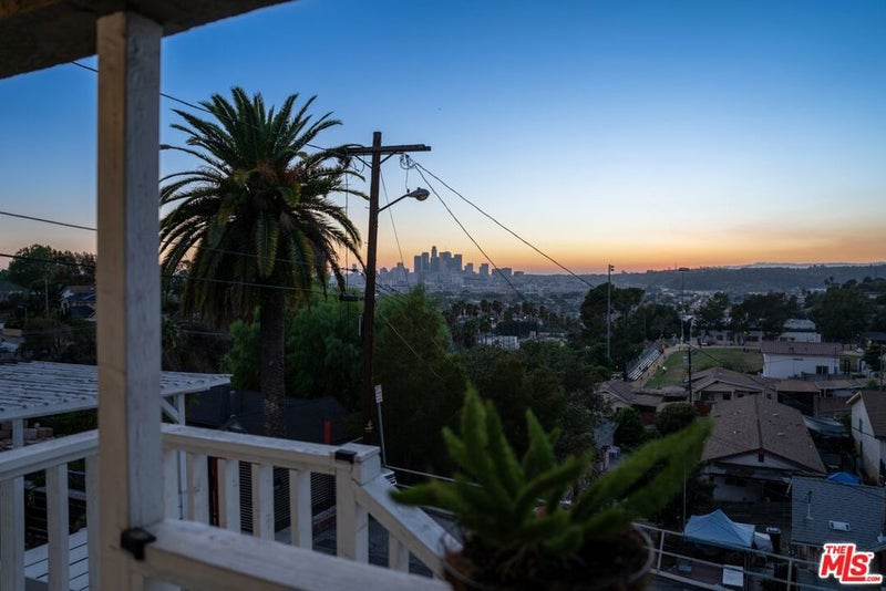 3851 Lincoln High Place