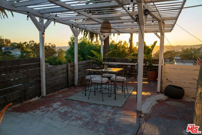 3851 Lincoln High Place