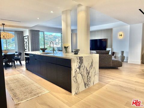 818 N Doheny Drive 901 West Hollywood CA 90069