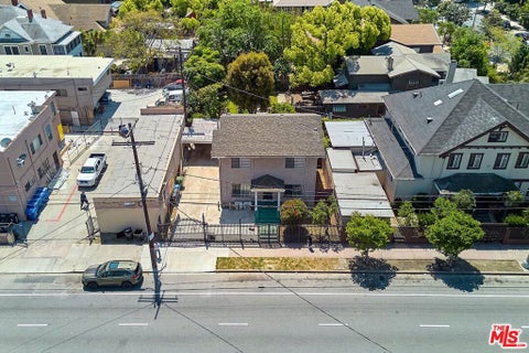 Photo of 2194 Venice Boulevard, Los Angeles, CA 90006 (MLS # 26851787)