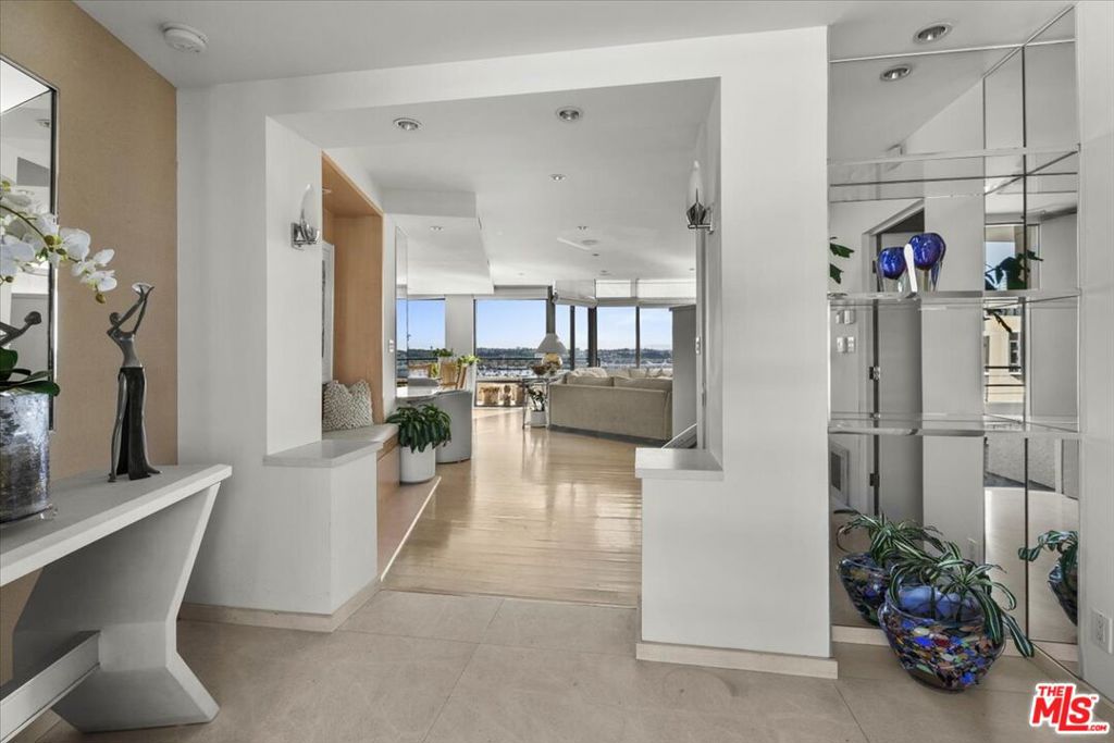 4267 Marina City Drive PH 5