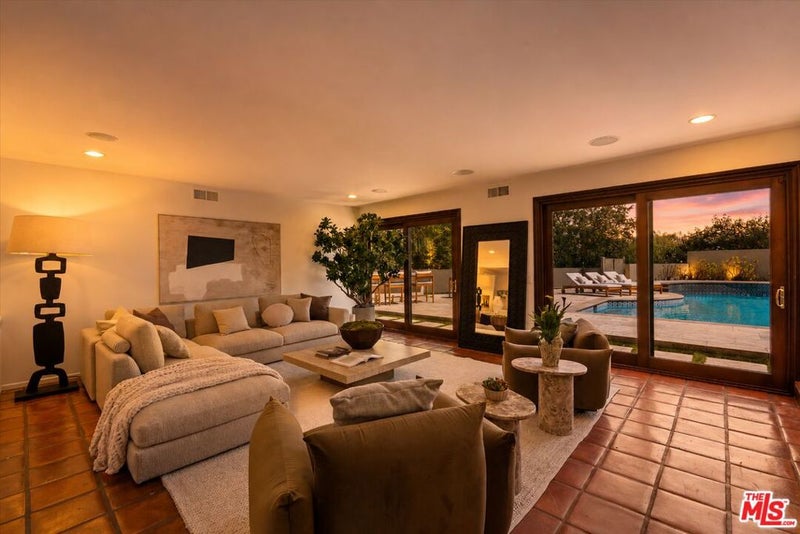 9830 Beeson Drive