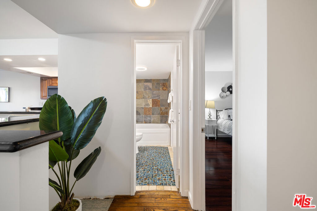 2700 Cahuenga Boulevard 3108