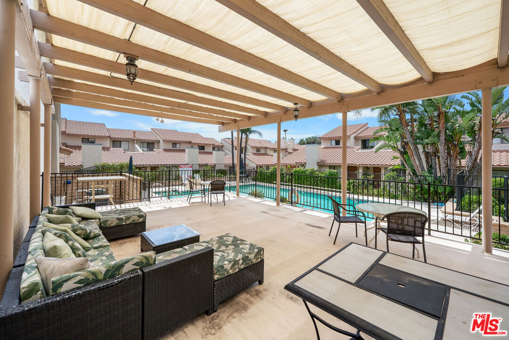 10444 Canoga Avenue 26