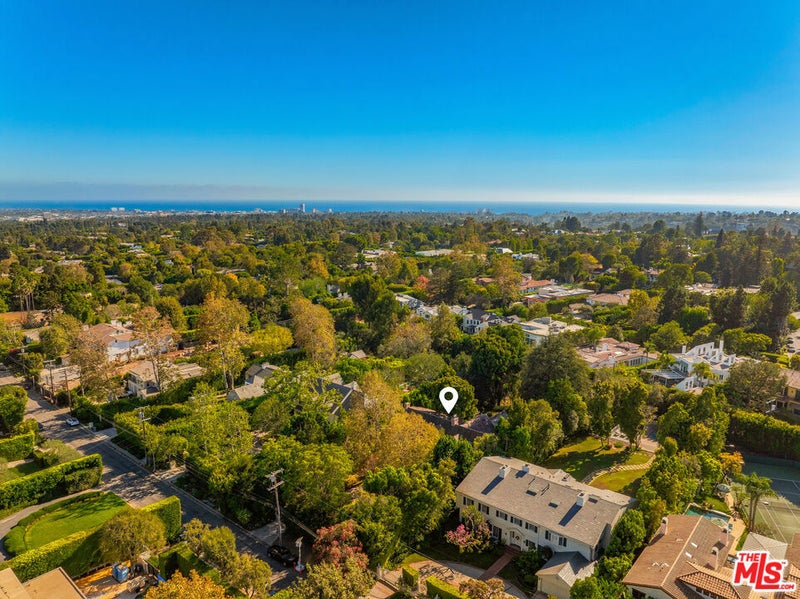357 N Carmelina Avenue