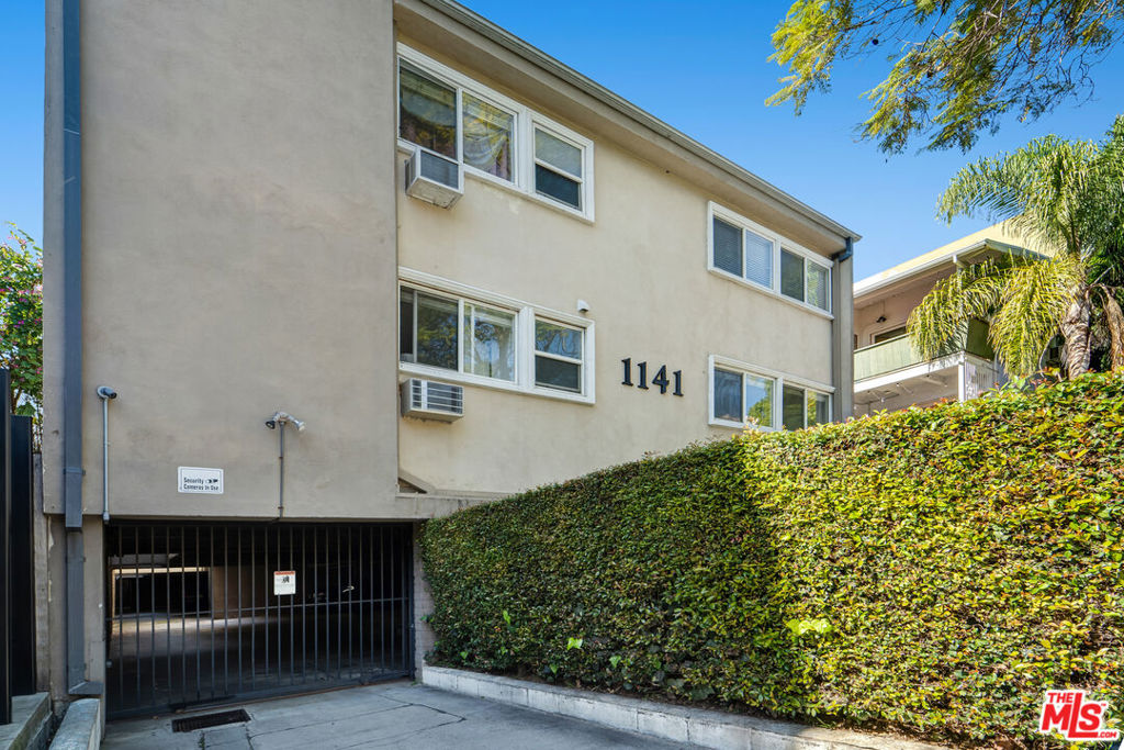 1141 Hacienda Place