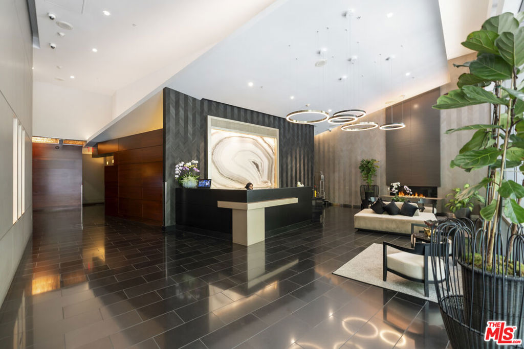 1155 S Grand Avenue 401
