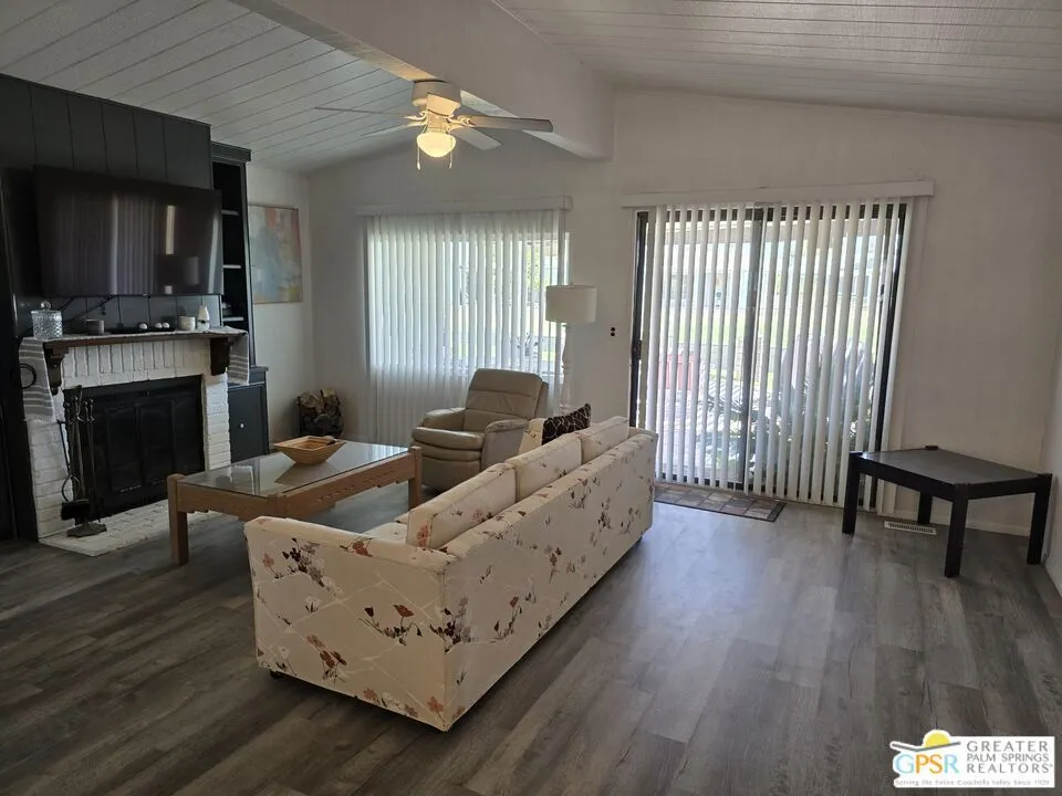 Thousand Palms, California 92276, United States, 3 Bedrooms Bedrooms, ,2 BathroomsBathrooms,Residential,Active,162915