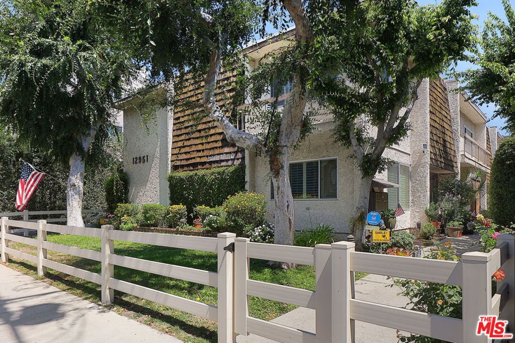 12951 Riverside Drive 4