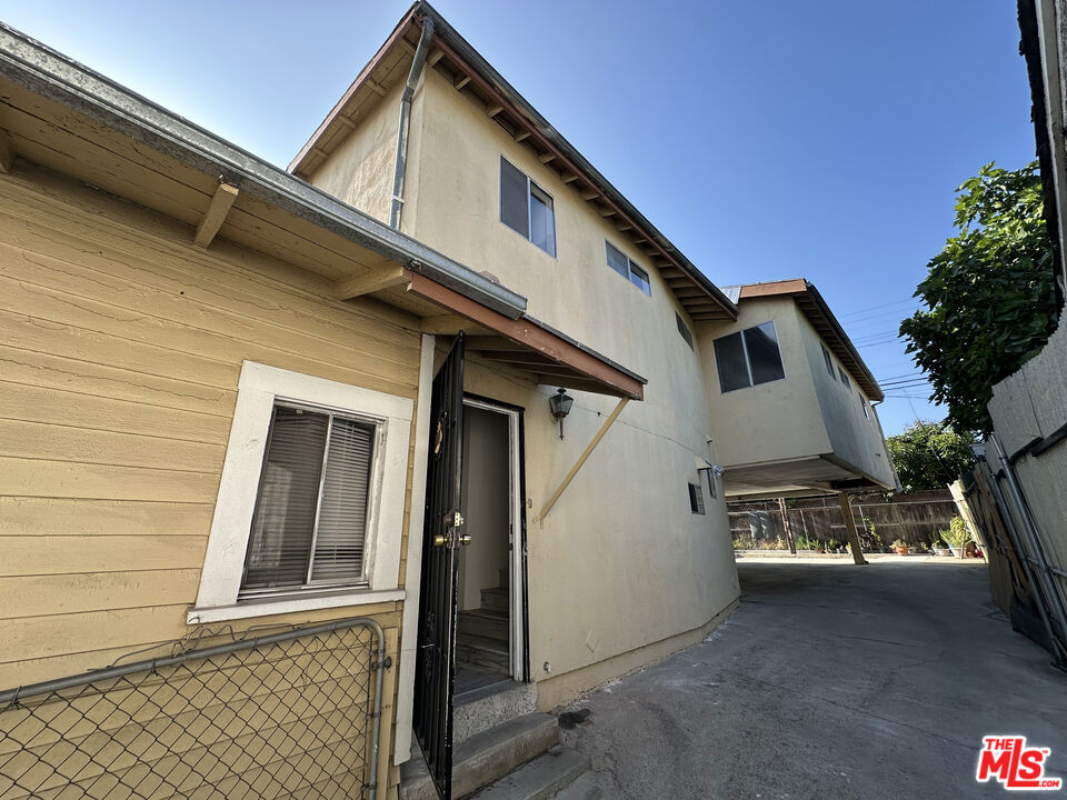 Properties 1 5111 Meridian Street