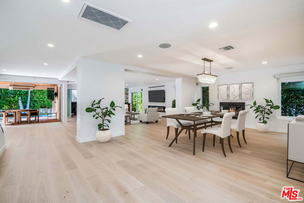 Properties 4 3201 Viola Place