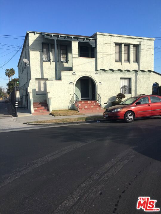 3809 3811 1/2 W 30th Street