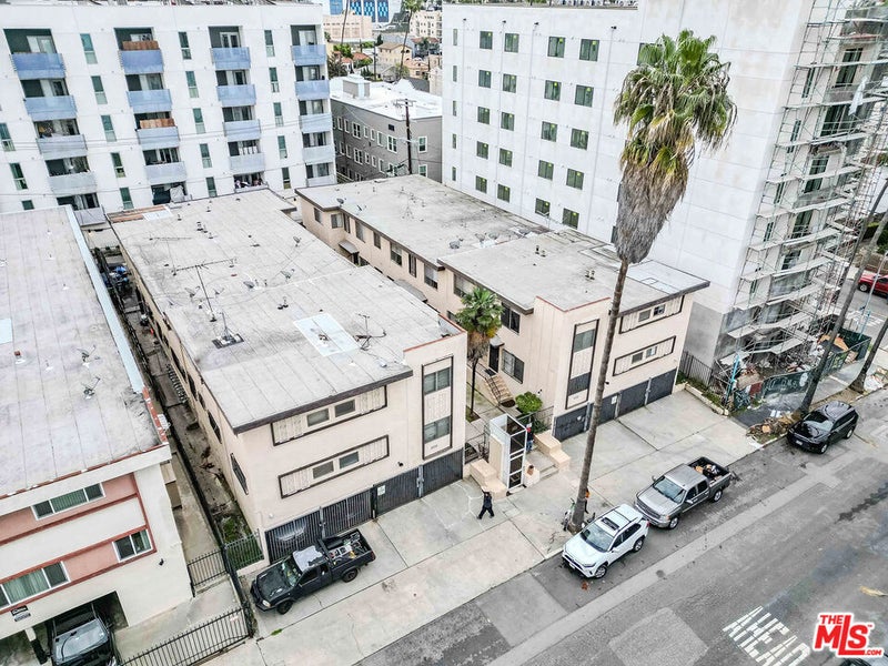 926 Fedora Street