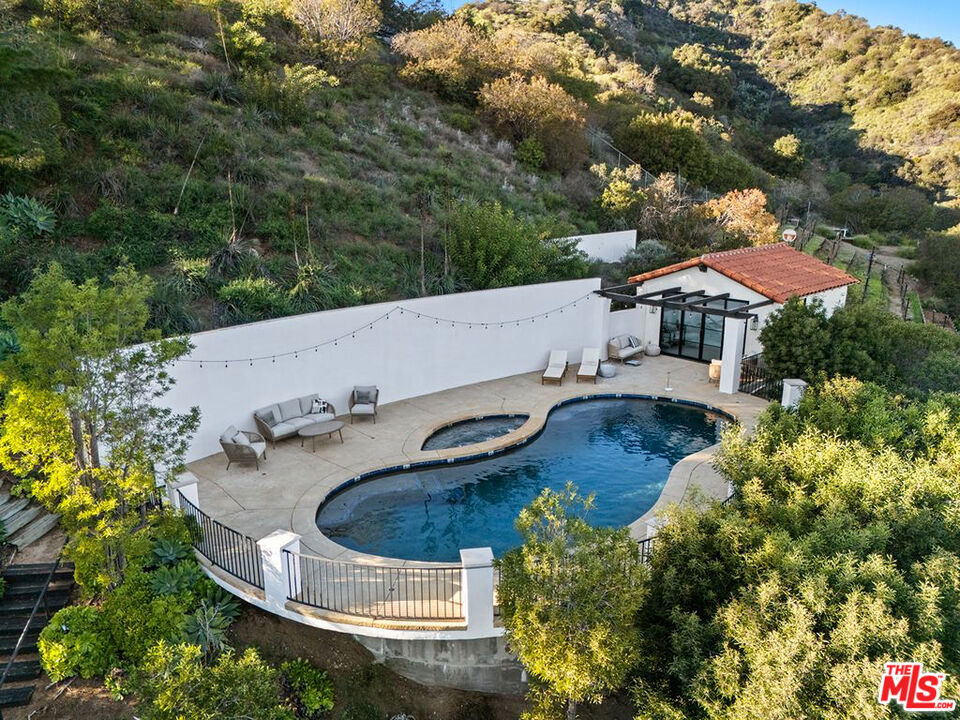 8171 Tianna Road