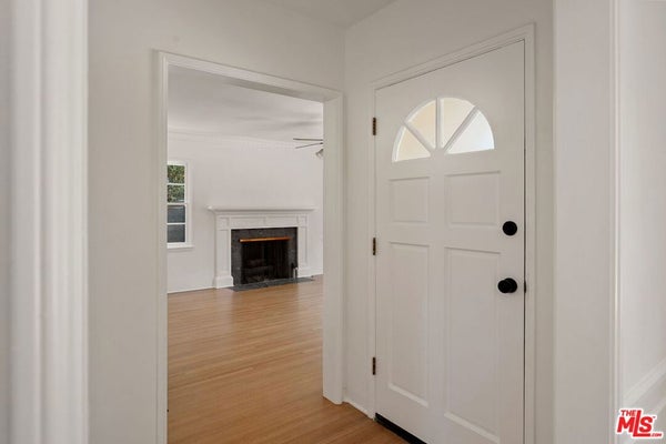 240 EUCLID ST, SANTA MONICA, CA 90402 - Image 2d092c2bf4e96714e4529d7e683d3efc/3462587433