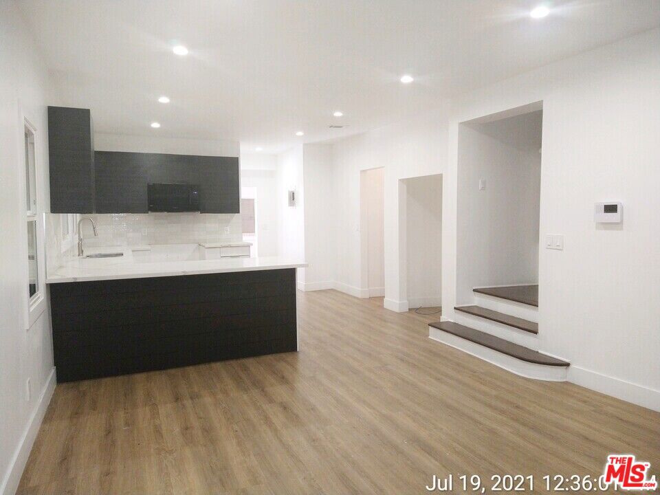 5642 La Mirada Avenue