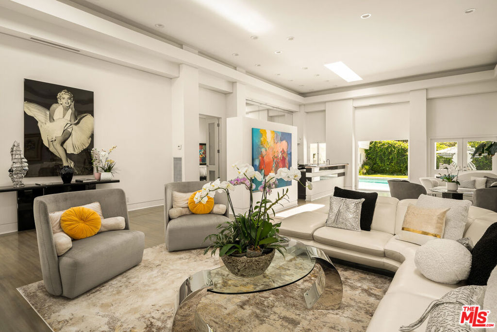 1166 San Ysidro Drive