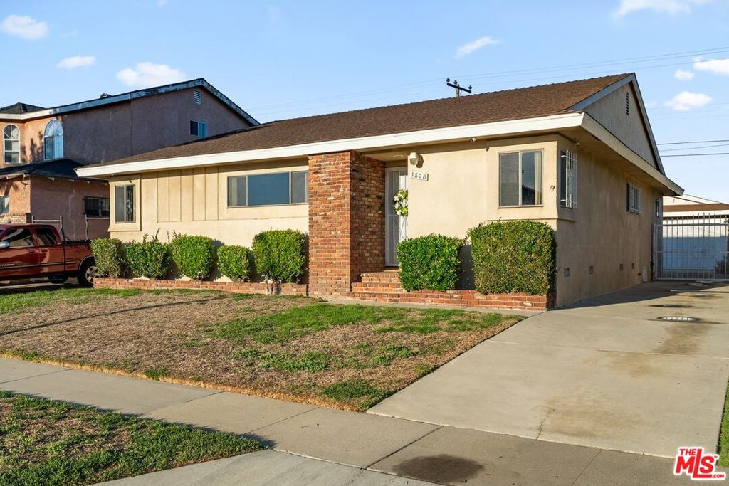 1808 N Elva Avenue