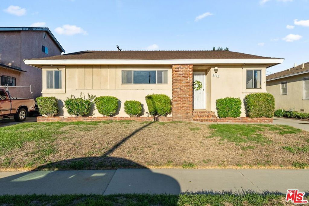 1808 N Elva Avenue