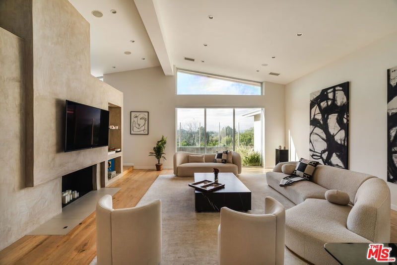 3423 Scadlock Lane