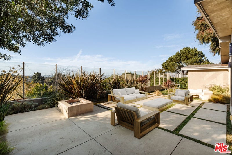 3423 Scadlock Lane