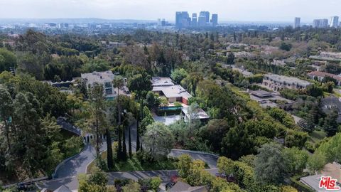 1022 Summit Drive Beverly Hills CA 90210