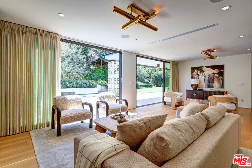 8674 Edwin Drive
