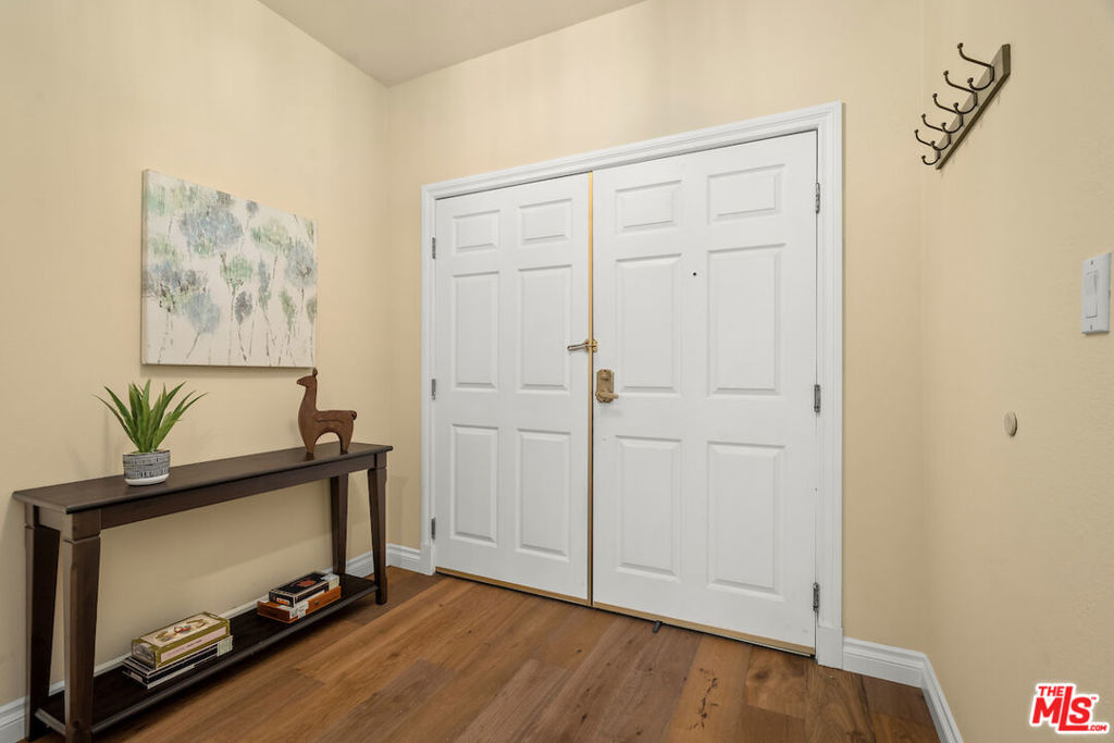 1800 Butler Avenue 102