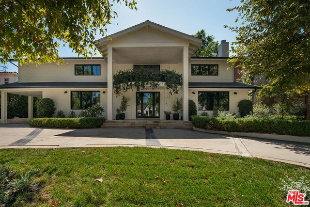15430 Valley Vista Boulevard, Los Angeles