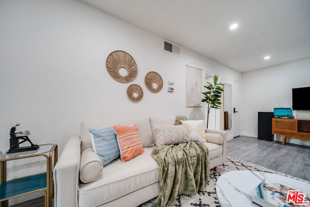 11108 Summertime Lane