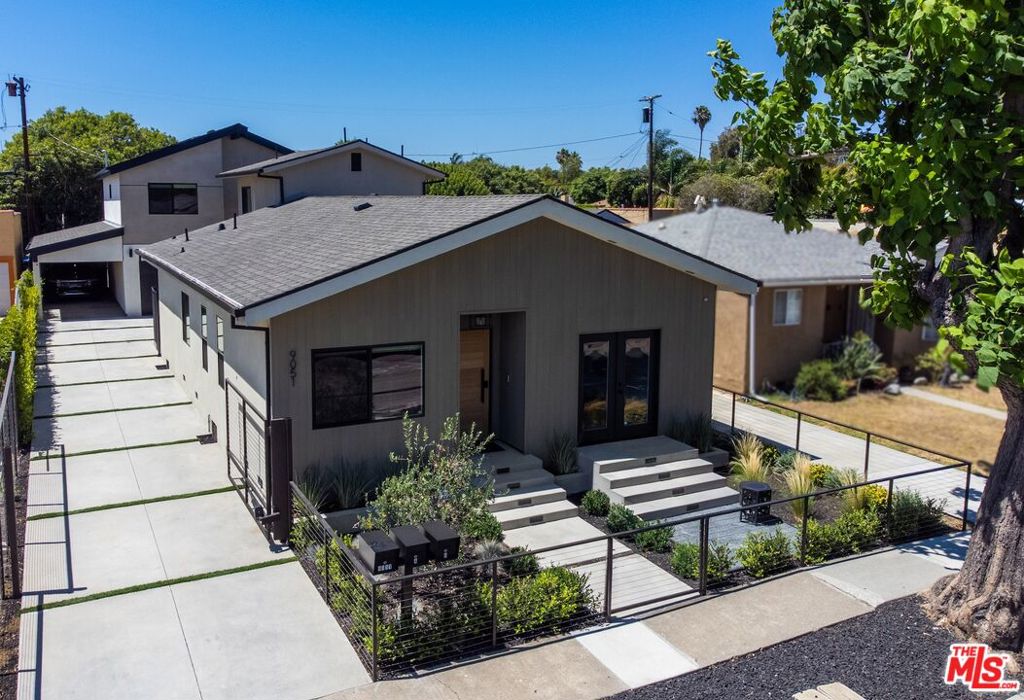 Properties 4 9051 Lucerne Avenue