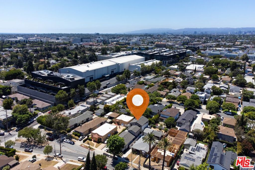 Properties 2 9051 Lucerne Avenue
