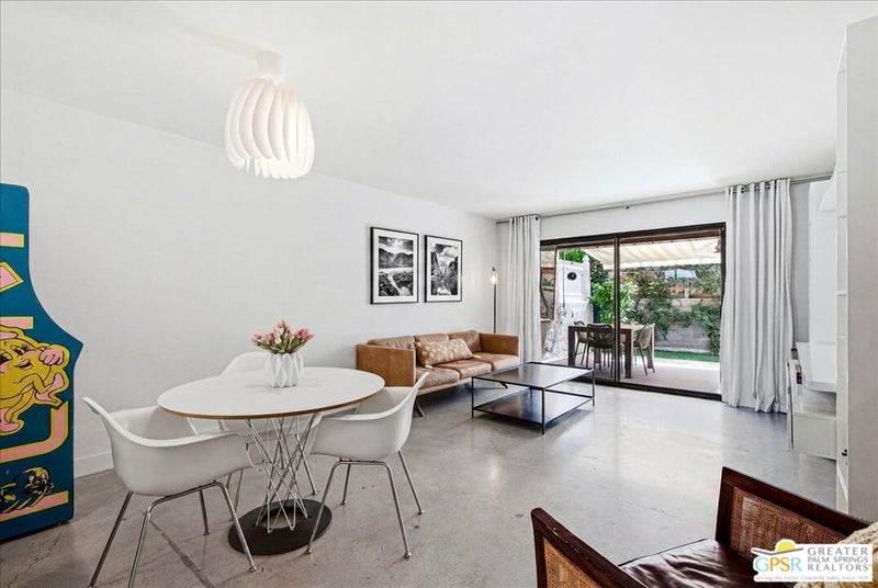 1150 E Palm Canyon Drive 40