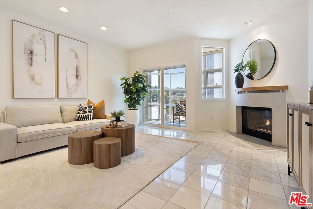 Properties 1 171 N Church Lane 619