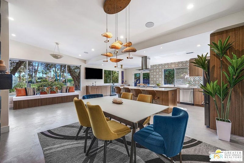 5155 E Bobolink Lane