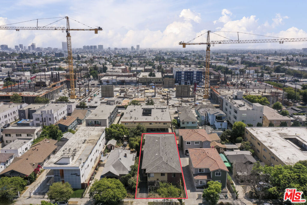 5642 Lexington Avenue 5