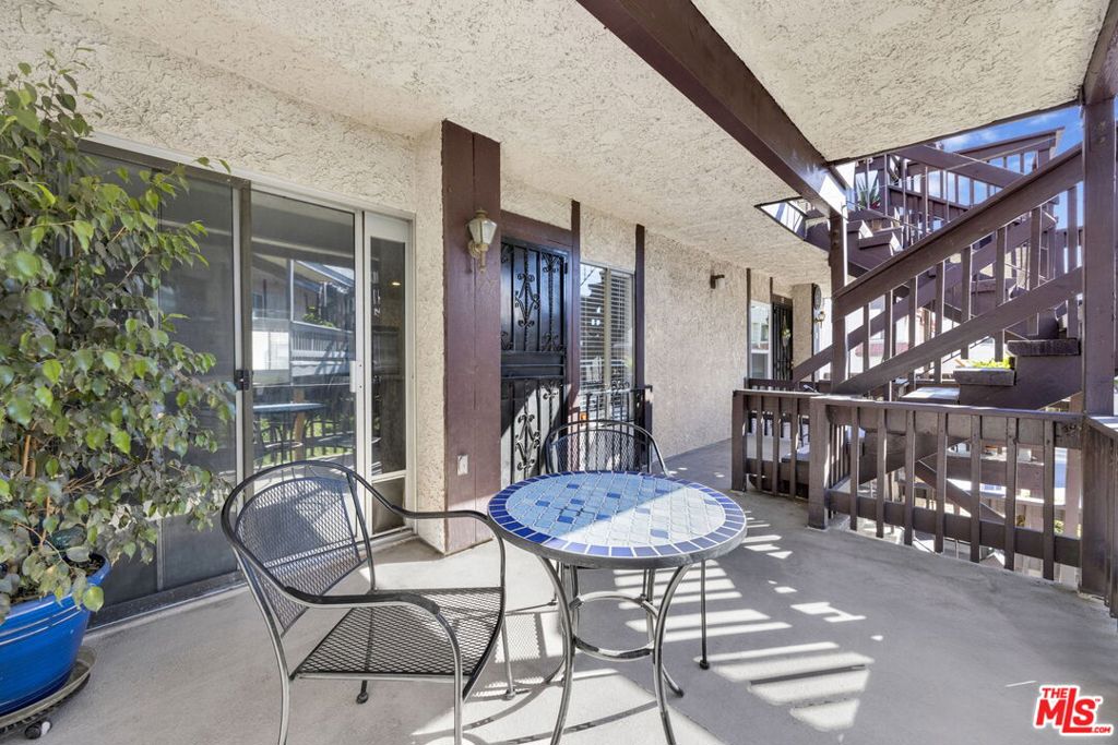 12330 Osborne Street 77