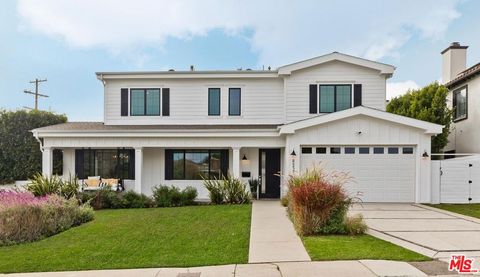 8227 Stewart Avenue Los Angeles CA 90045