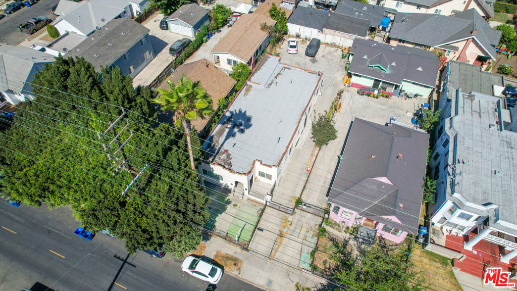 4614 Wall Street
