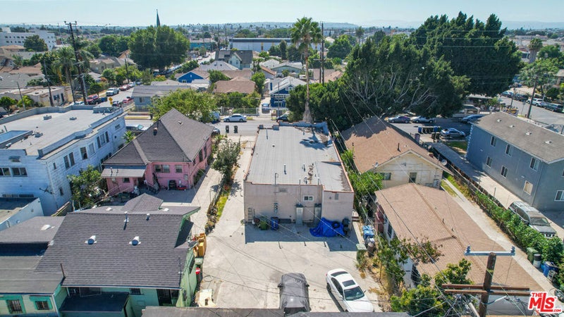 4614 Wall Street