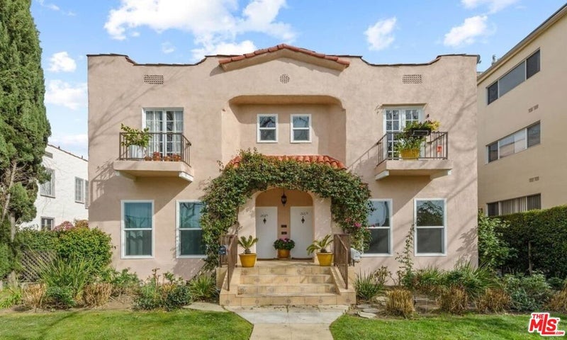 264 S Rexford Drive