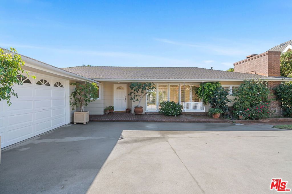 14972 CAMAROSA Drive