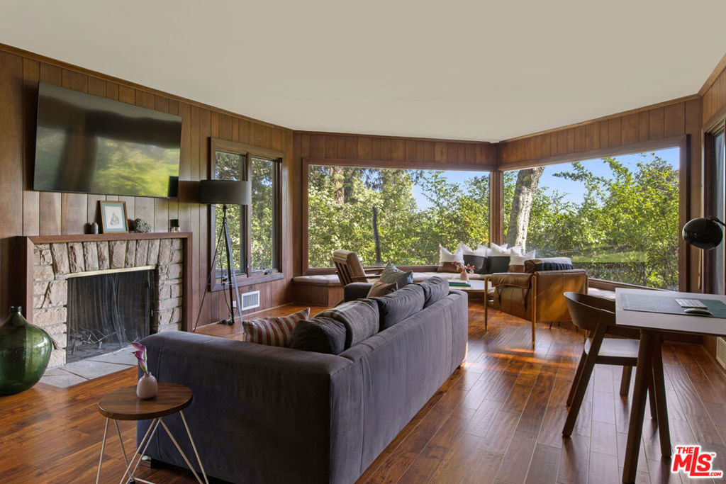 Properties 3 2235 Villa Heights Road