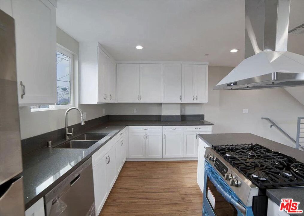 Properties 4 2301 Hauser Boulevard