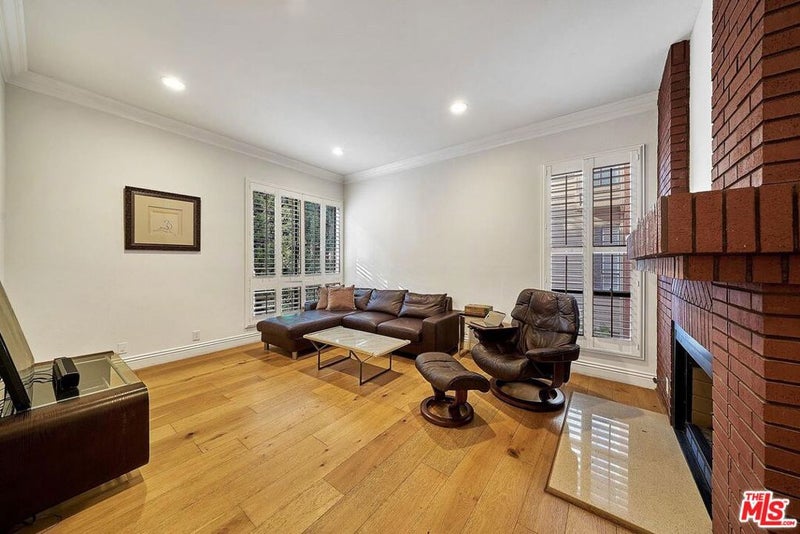 835 S Lucerne Boulevard 205