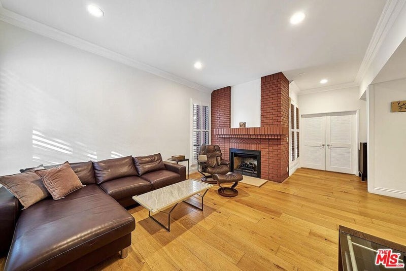 835 S Lucerne Boulevard 205