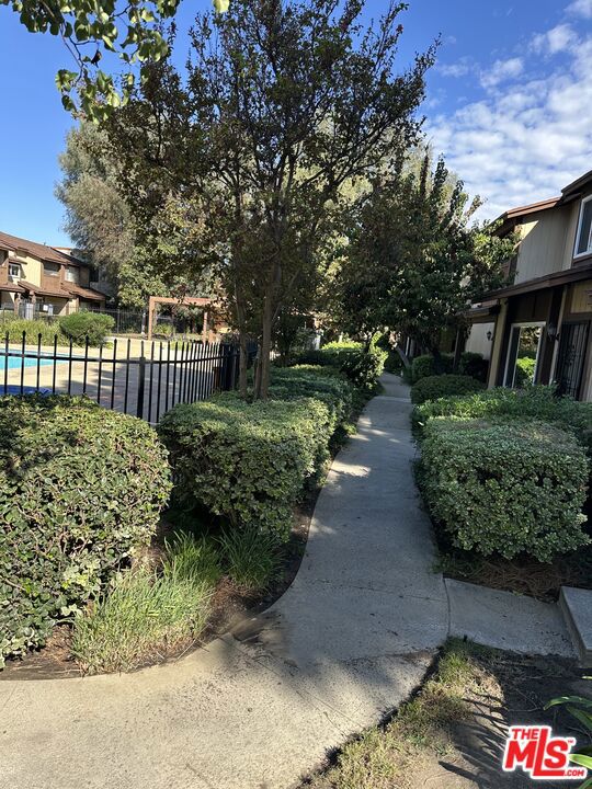 8723 1/2 Cedros Avenue 55