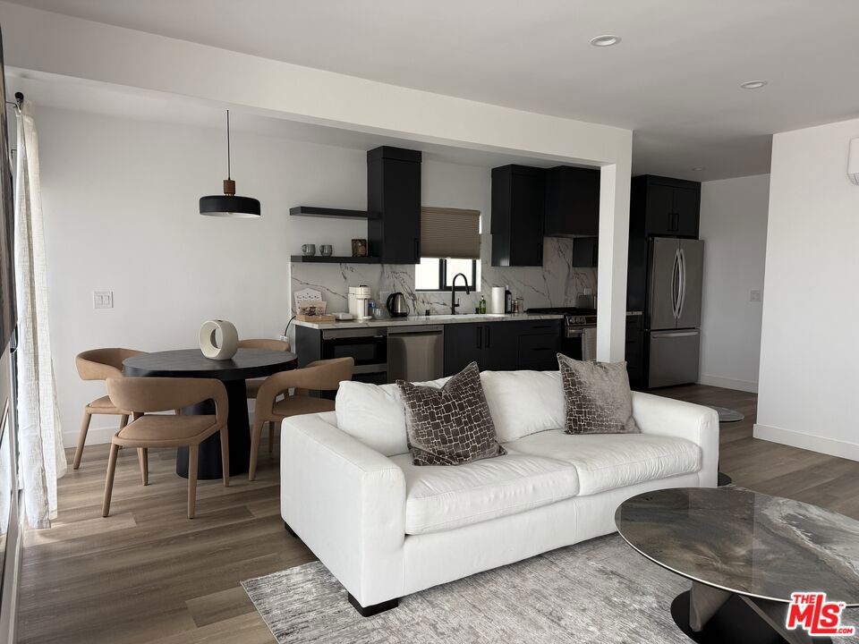 3305 Ocean Front Walk Drive #2