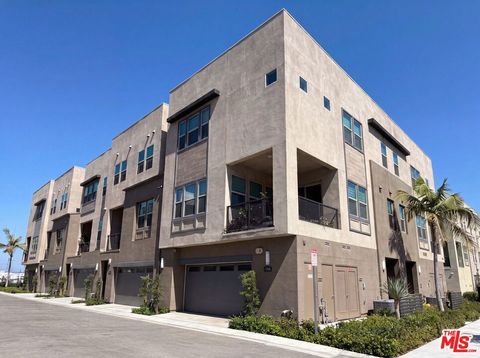 Photo of 1718 Hollyleaf Terrace, Montebello, CA 90640 (MLS # 26864715)