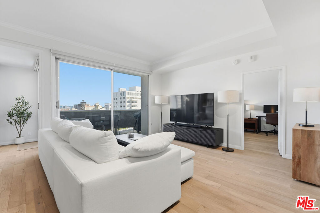 7250 Franklin Avenue 615